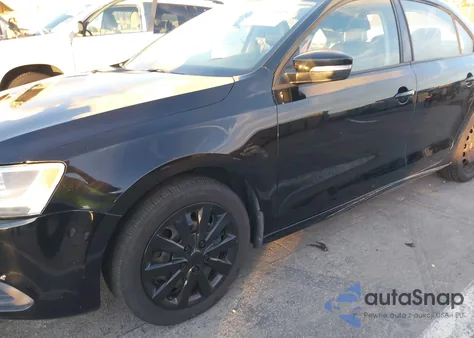 2014 Volkswagen Jetta 1.8T Se from USA, damaged, VIN 3VWD17AJ8EM420377